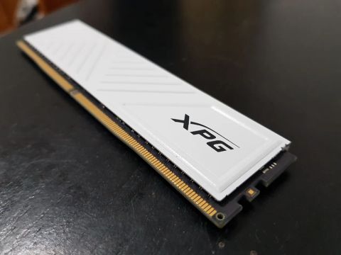 Memória RAM XPG 16GB DDR4 3200MHz