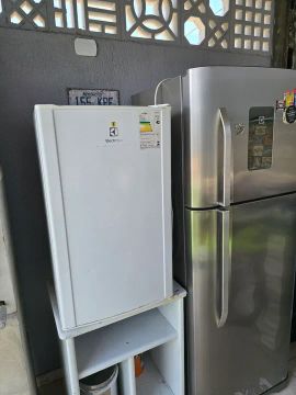 Frigobar eletrolux 