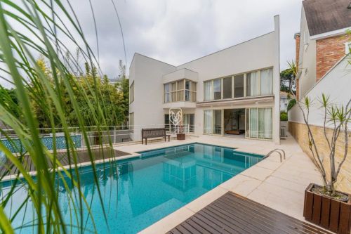 Casa em condomínio, 04 Suítes, Piscina, 05 Vagas, Ecoville, Curitiba.