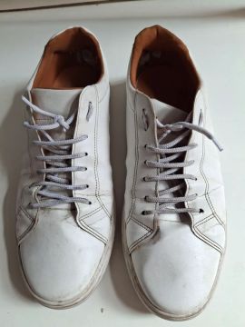 Tenis branco masculino usado