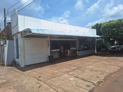 Imóvel para venda tem 320 metros quadrados com 2 quartos em Vila Taveirópolis - Campo Gran