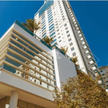 Apartamento em Fazenda