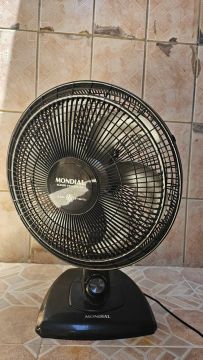 Ventilador de Mesa Mondial, 40cm, 6 pás, Super Power - VSP-40-B<br>