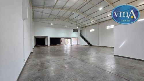 Vendo ou Alugo Salão Comercial, 554,00 m2, Avenida Alzira Santana, Várzea Grande -MT.
