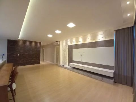 Apto no centro de Chapecó por 899 mil