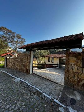 Casa em Condominio Mosela