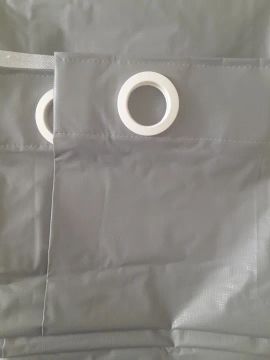 Cortina para janela 100%  com ilhos