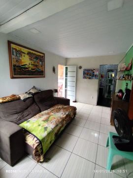 Vendo casa 3 quartos aceito entrada 