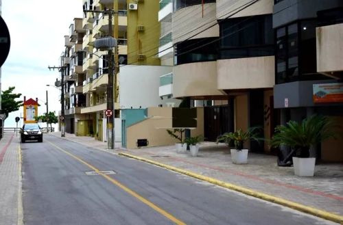 QUADRA MAR. Colado na PRAIA. 3 quartos, Meia Praia, Itapema