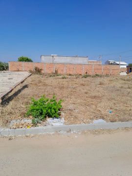 Terreno plano em ótima localização