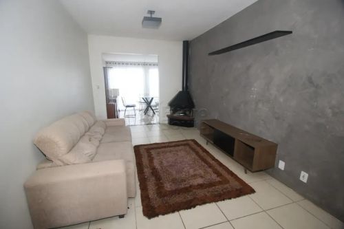 Casa Mobiliada para Aluguel no Novo Umuharama - Conforto e Segurança!