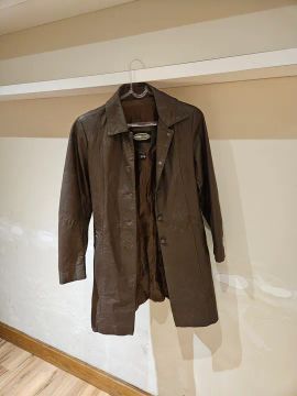 Casaco de couro slim R$ 150