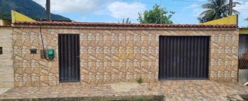 Vende casa de dois quartos em Coroa Grande, ItaguaíRJ