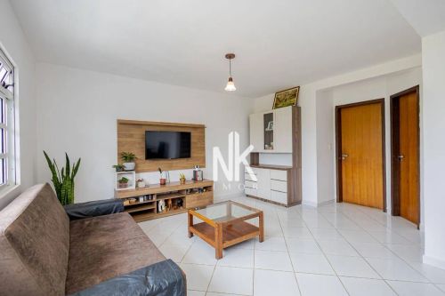 Sobrado com 3 dormitórios à venda, 190 m² por R$ 730.000 - Boa Vista - Curitiba/PR