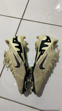 Chuteira Air zoom