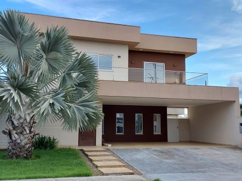Casa no Cond. Ecoville