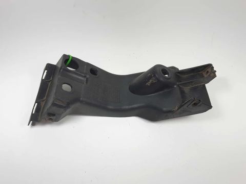 Suporte Dianteiro Direito Saia Lateral Audi A8 D3 2003/2009