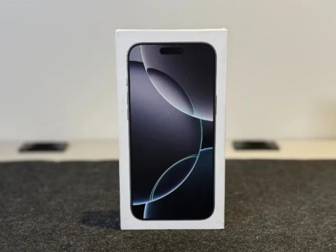 iPhone 16 Pro Max 256GB Branco - Novo, Lacrado - Aceito troca por Macbook