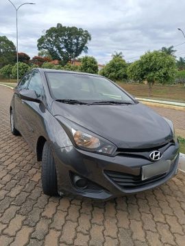 HB20 Confort 1.0 muito novo 