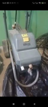 Aluga-se Lavadora de alta pressão Karcher profissional 