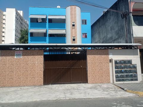 AP de 02 quartos com varanda 