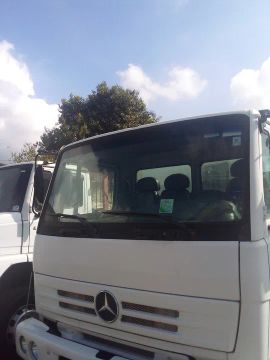 MB 1718 4X2 Caçamba + cabine auxiliar!