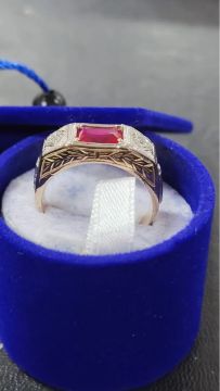 Anel de Rubi em Ouro 18k