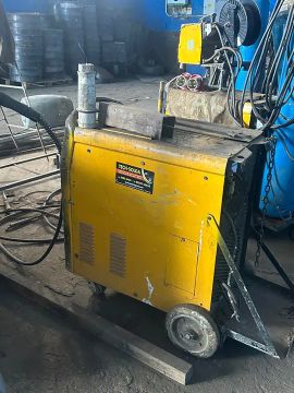 Máquina de solda ESAB 400A 