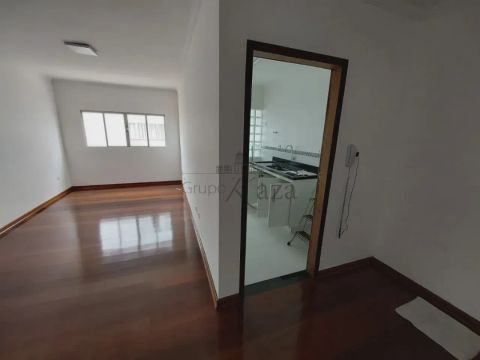 Apartamento - Bosque dos Eucaliptos - Residencial Monte Carmelo - 60m² - 2 Dormitórios.