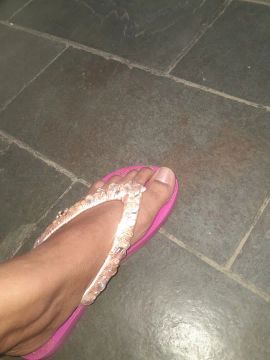 Sandália Havaiana Pink com Pedrarias