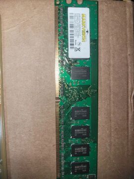 Duas memorias ram uma de computador e outra de notebook vendo ou troco