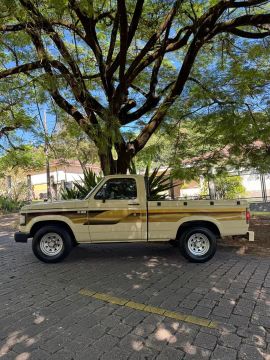 C-20 CUSTOM 1985