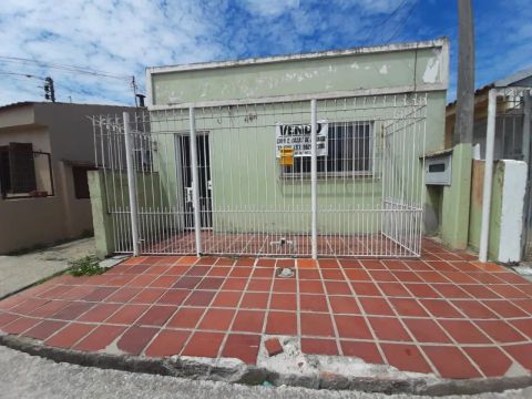 Casa em Rua Doutor Álvaro Baptista - Fragata - Pelotas/RS