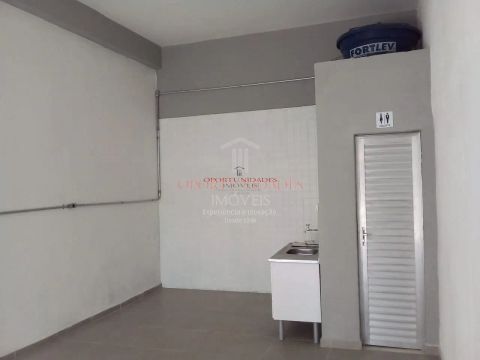 Excelente loja no bairro Carlos Prates