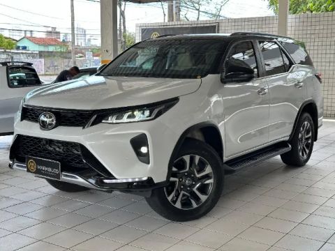 Toyota Hilux SW4 Diamond 2.8 2024