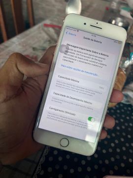 iPhone 7 Plus - 64GB 