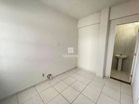 Kitnet em Montes Claros, no bairro Alto São João, para locação.