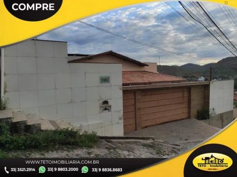 à venda, 3 quartos, 3 vagas, Cidade Alta - Teófilo Otoni/MG