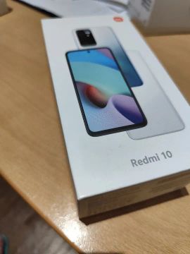 Xiaomi Redmi 10 - seminovo na caixa em excelente estado.