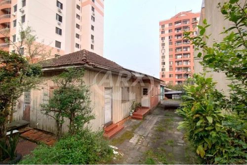 Terreno/Lote Residencial de 439.0m² no bairro Cris