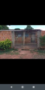 Casa á venda