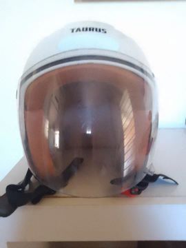 Capacete TAURUS off 