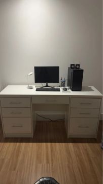 Mesa + Gaveteiro