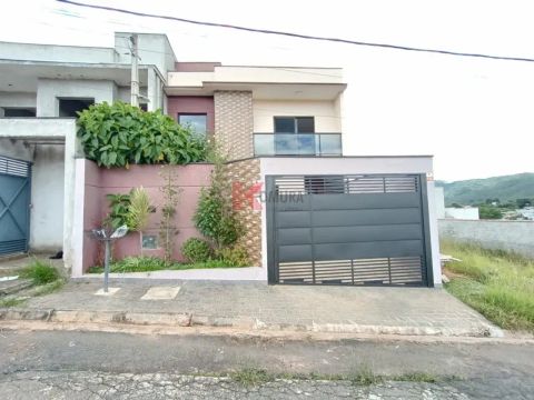 Sobrado a Venda no bairro Vila São Paulo - Mogi das Cruzes, SP