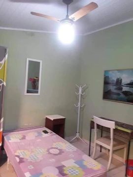 Quarto mobiliado livre ja Mercado Municipal e Shoping Norte Sul