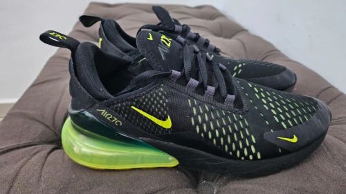 Nike Air Max 270 - Leia a descrição 