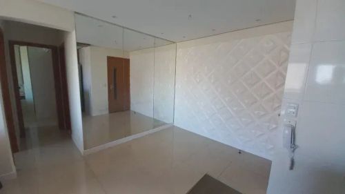 Apartamento no Imbuí, 2/4, localizado no Condomínio Green Life