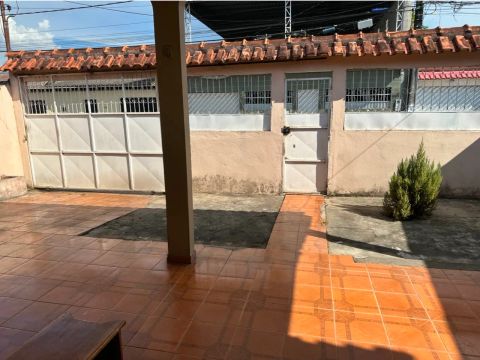 Cidade Nova II excelente casa no Cj Canaranas