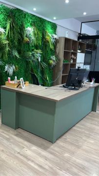Mesa de Escritório L em Verde