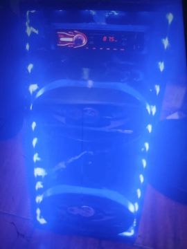 Caixa de Som Bluetooth com Iluminação LED
